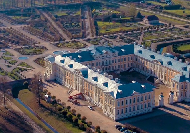Installation du système de protection contre la foudre actif pda pour le Palais de Rundale